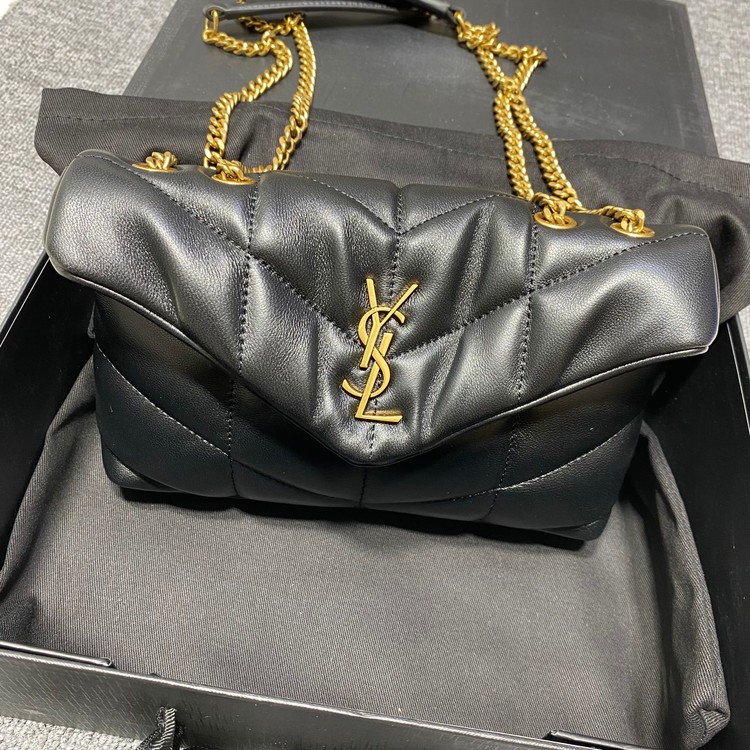 생로랑 YSL 루루 푸퍼 스몰 숄더백 577476