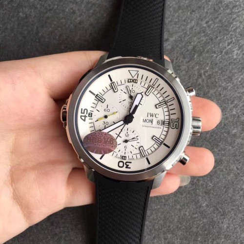 V6공장 IWC 아쿠아타이머 크로노그래프 블랙다이얼 러버스트랩