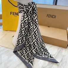 펜디 FENDI FF 로만체인 블랙 그레이 실크스카프