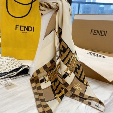 펜디 FENDI 레터링 실크 스퀘어 스카프